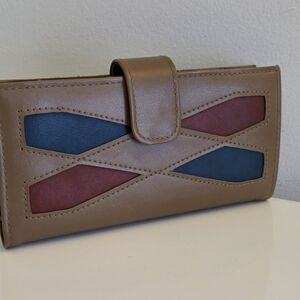 Mid Century Modern Tan Wallet w Blue and Red Chevrons & Brass Kiss Lock